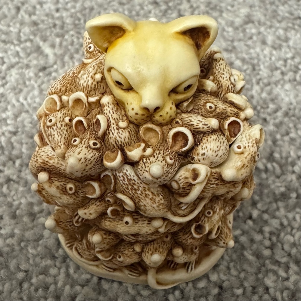 1994 Harmony Kingdom Cat and Mice Trinket Box